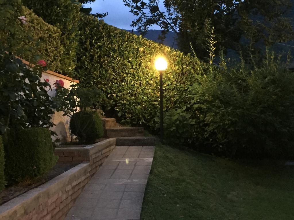 Albergo Elisa Comano  Bagian luar foto