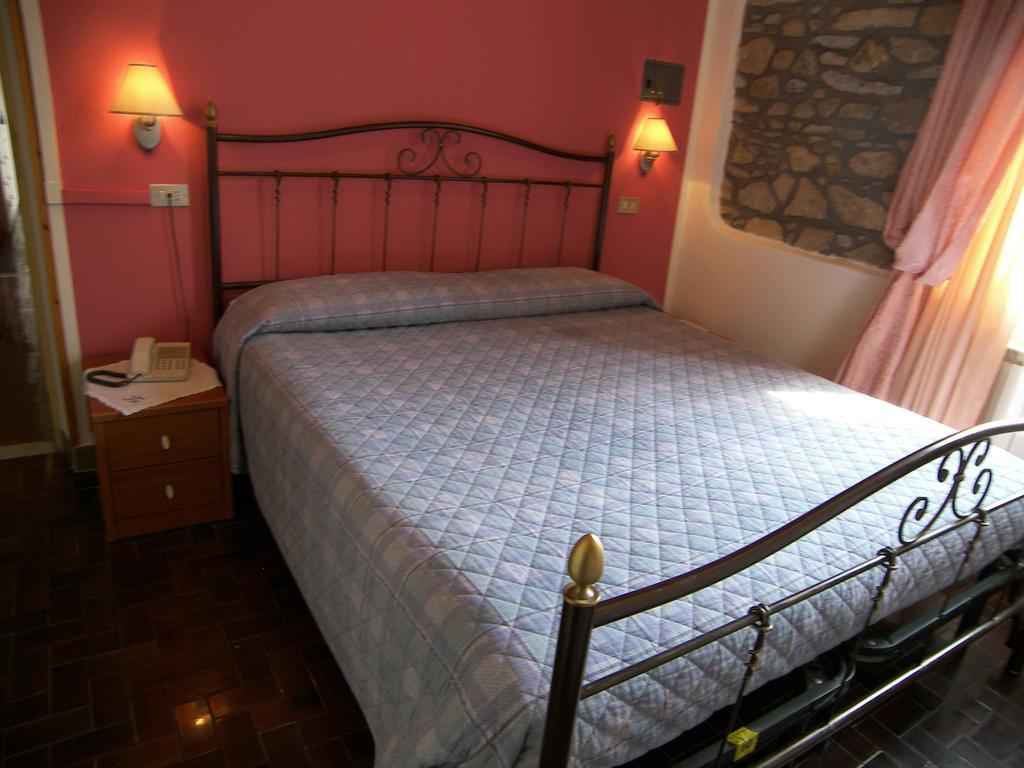 Albergo Elisa Comano  Ruang foto