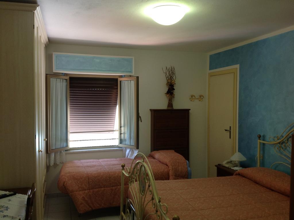 Albergo Elisa Comano  Bagian luar foto